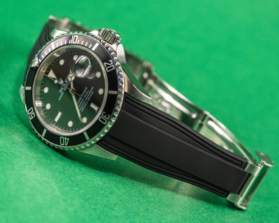 Solitaire Rubber straps in Classic Black for Rolex Submariner