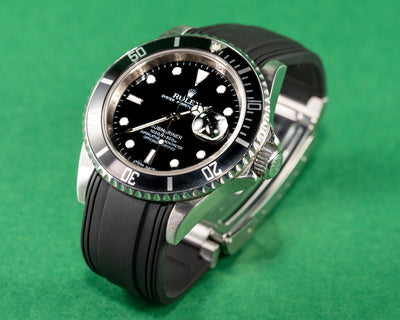 Solitaire Rubber straps in Classic Black for Rolex Submariner